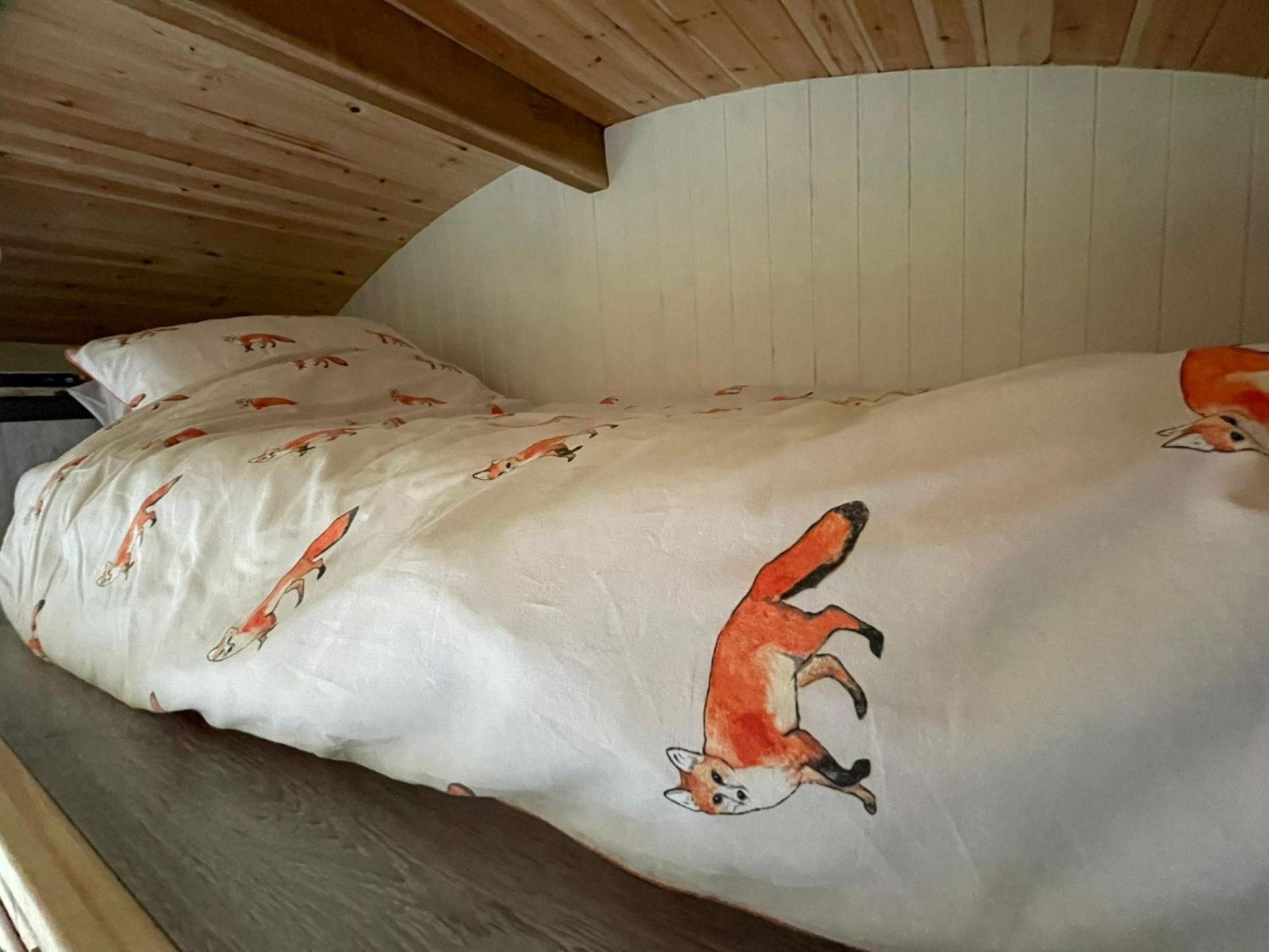 Weston  Beautiful Shepherd'S Hut - Lois Weedon מראה חיצוני תמונה